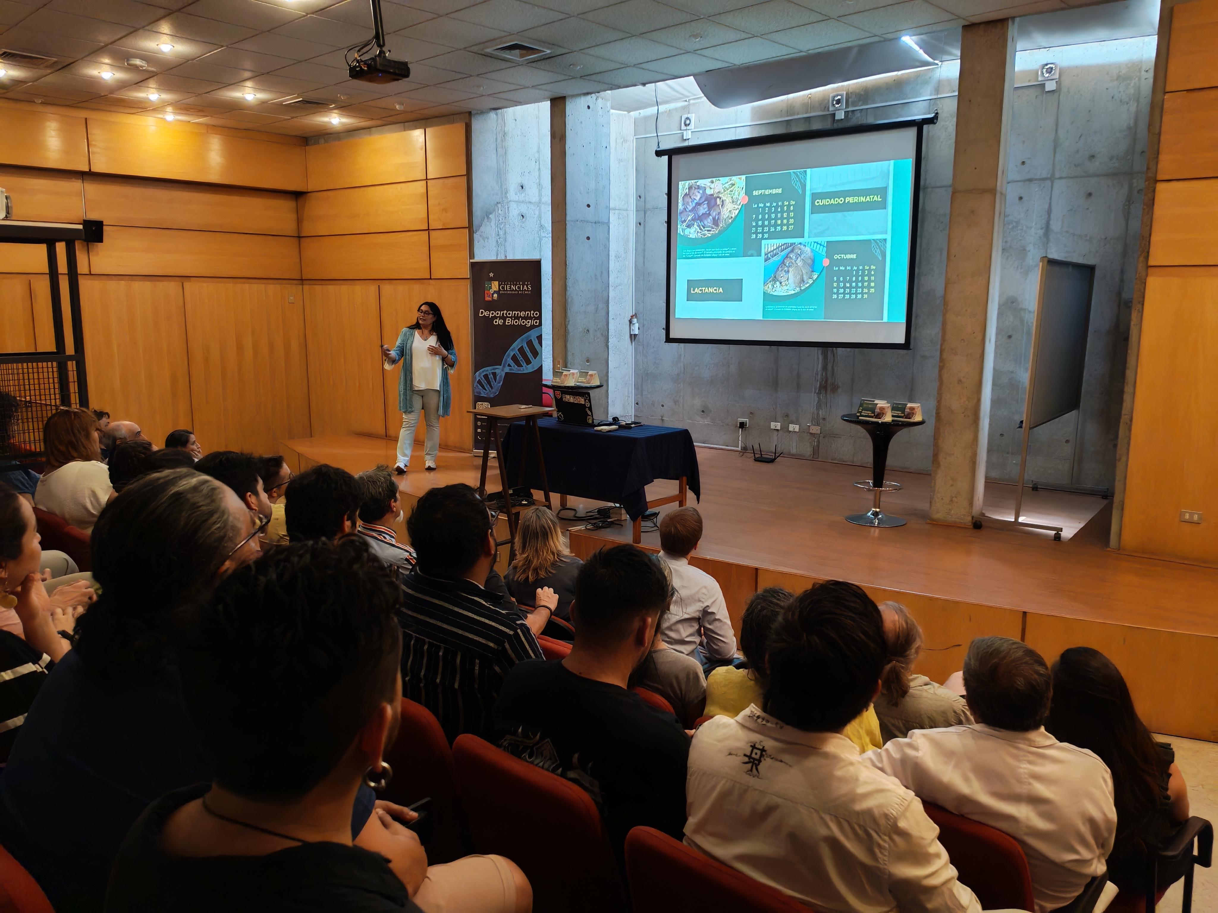 El Departamento de Biología presenta calendario 2026 dedicado al Octodon degus