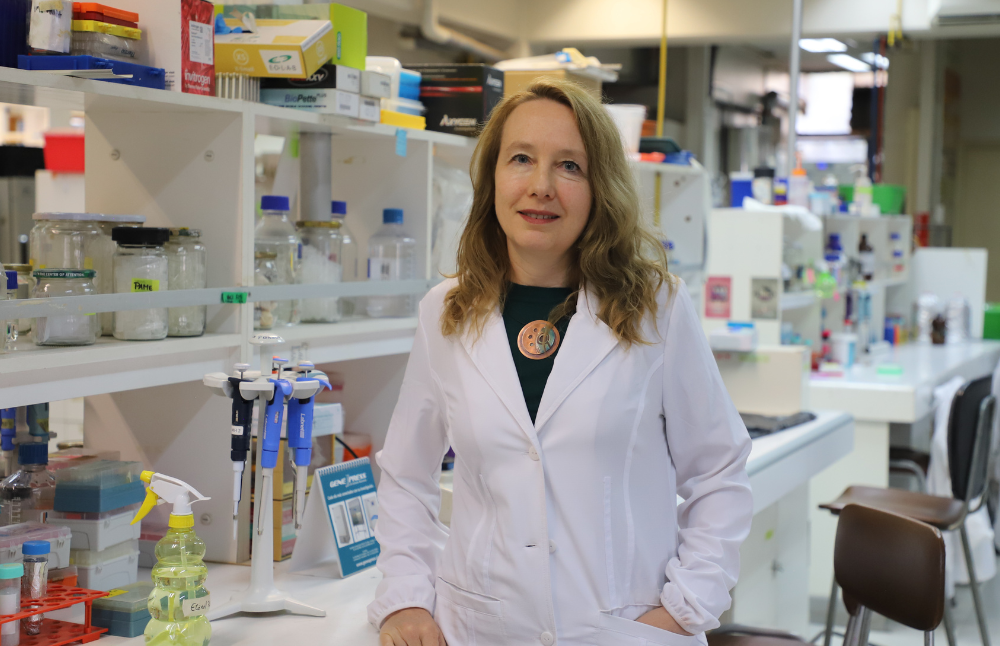 La Dra. Claudia Stange recibe el Premio Mujer Agroinnovadora 2025 en la categoría Académica-Investigadora