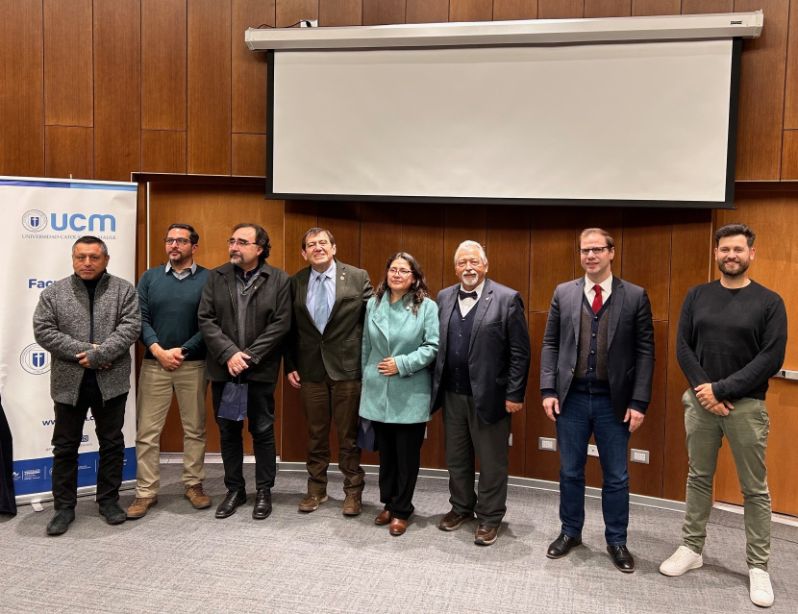“Celebrando 60 años de la Facultad de Ciencias de la Universidad de Chile”: Egresados que forjan comunidad académica y conocimiento en la Universidad Católica del Maule