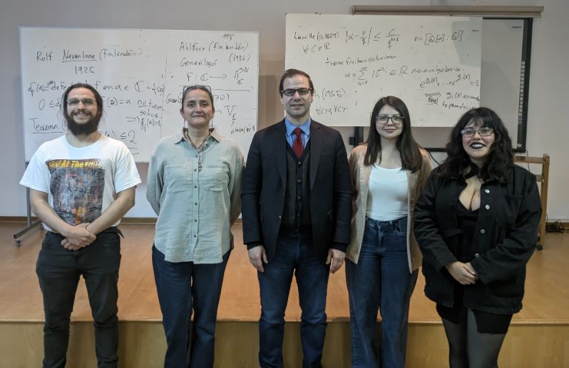 Semana de la Exploración Matemática julio del 2025: Estudiantes comparten sus investigaciones con la Comunidad Universitaria